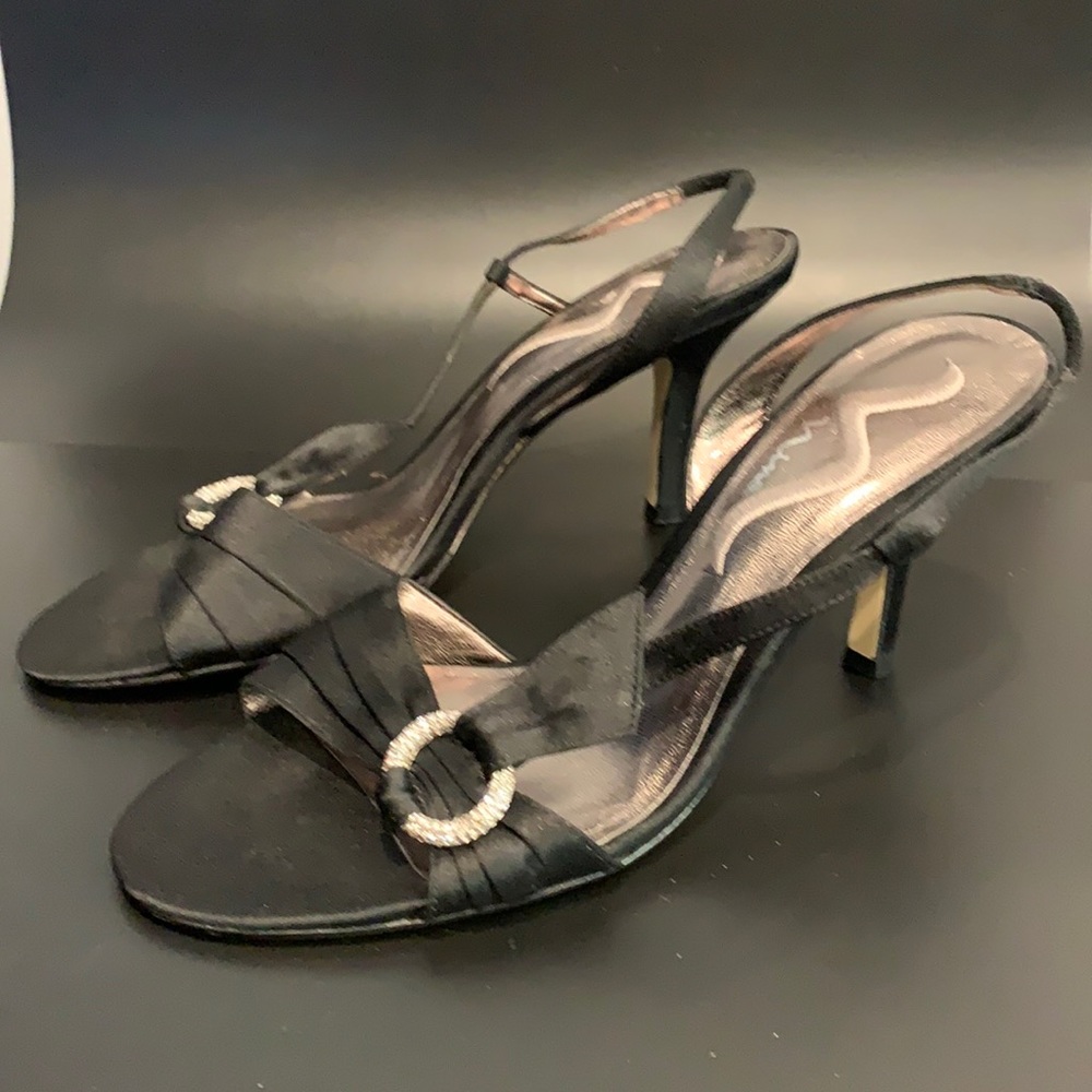 Nina black luster with silver rhinestones